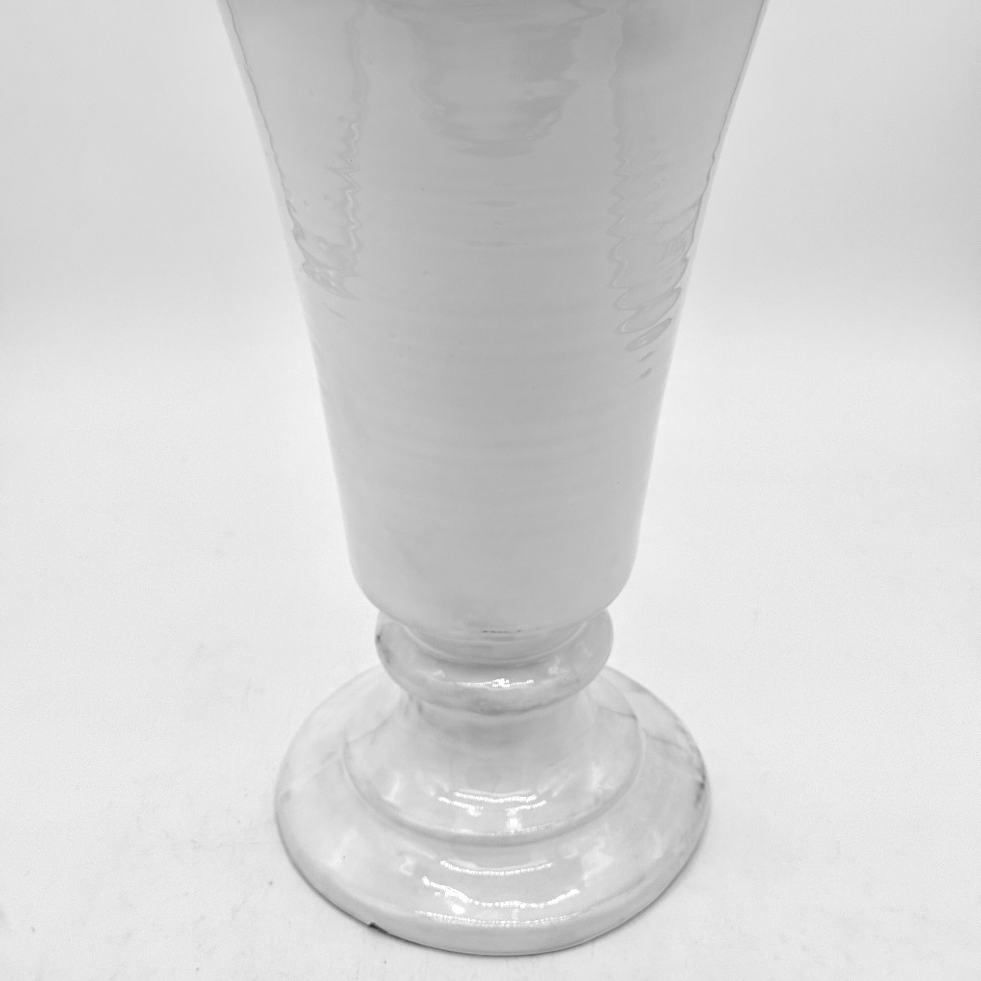 Paris footed vase size L