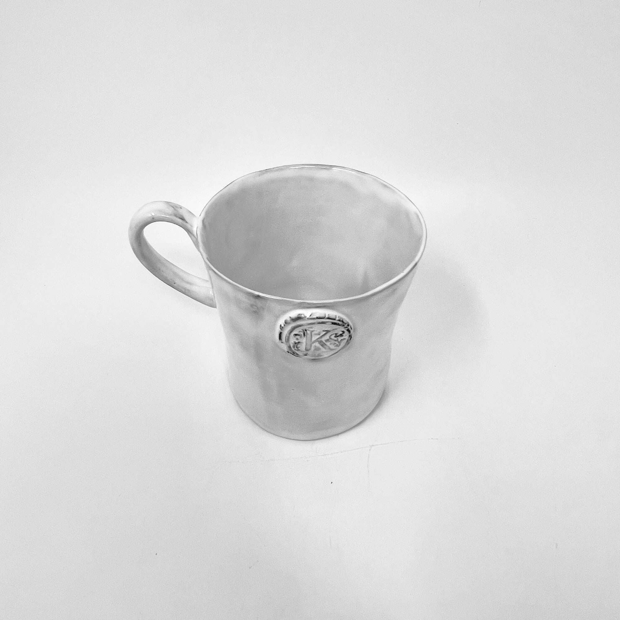 Letter seal mug with handle "K"