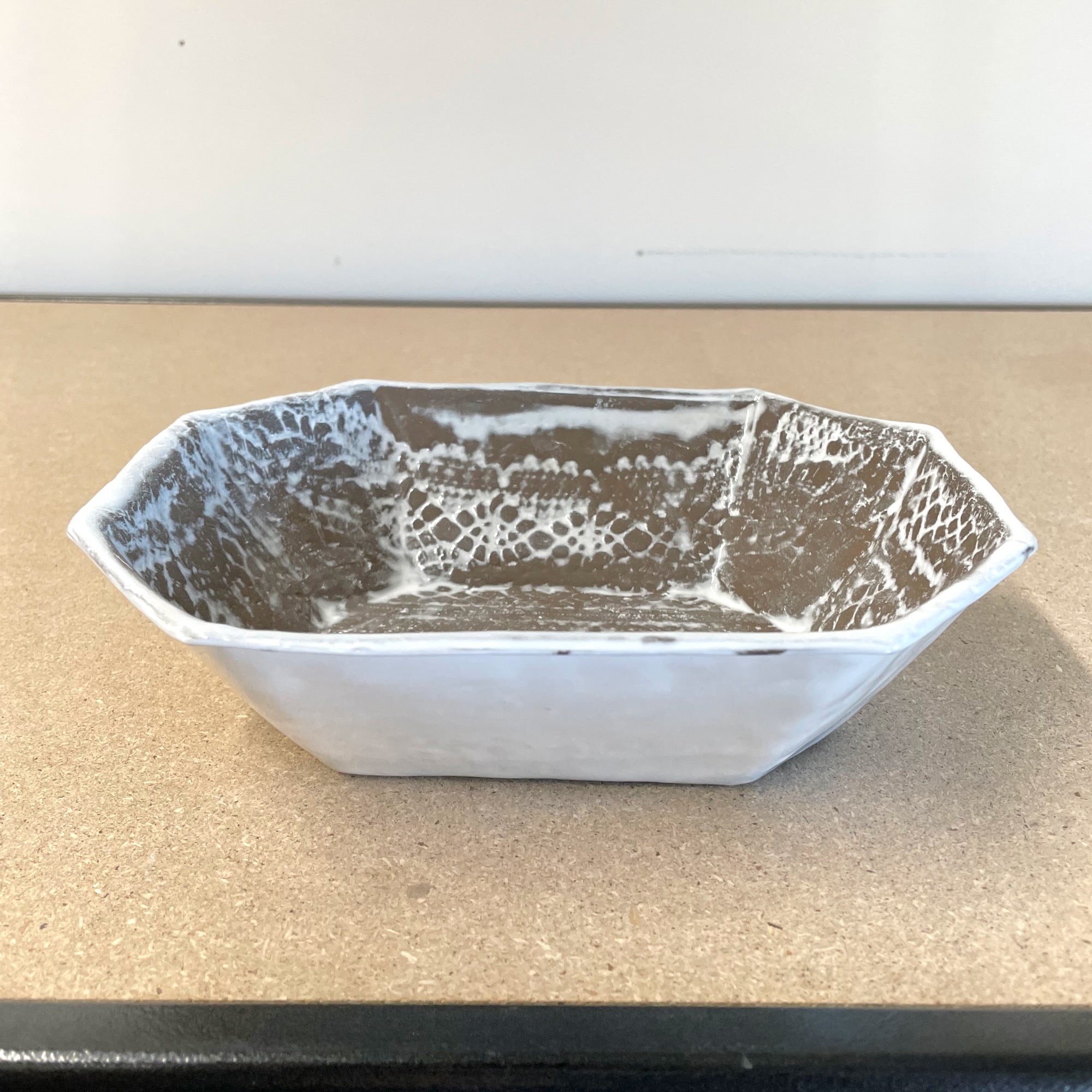 Dentelle platter-Shallow platter (21x17x6cm)-CARRON-Paris