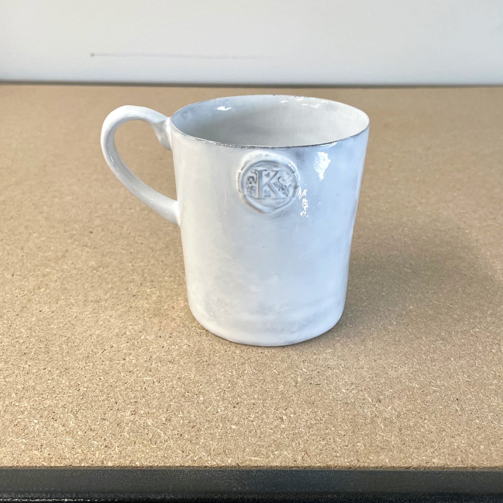 Letter seal mug with handle "K"-L (12x8,5 H10cm)-CARRON-Paris