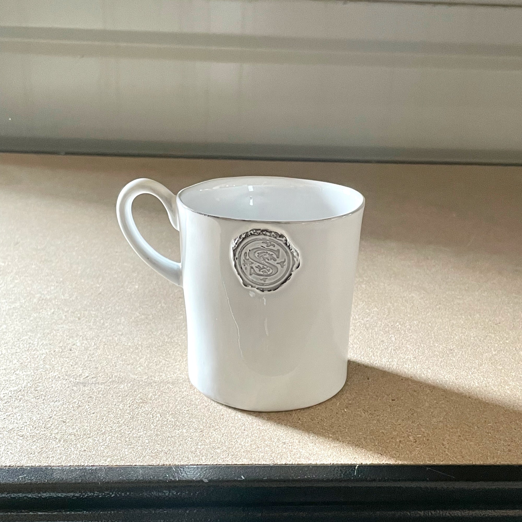 Letter seal mug with handle "S"-L (12x8,5 H10cm)-CARRON-Paris