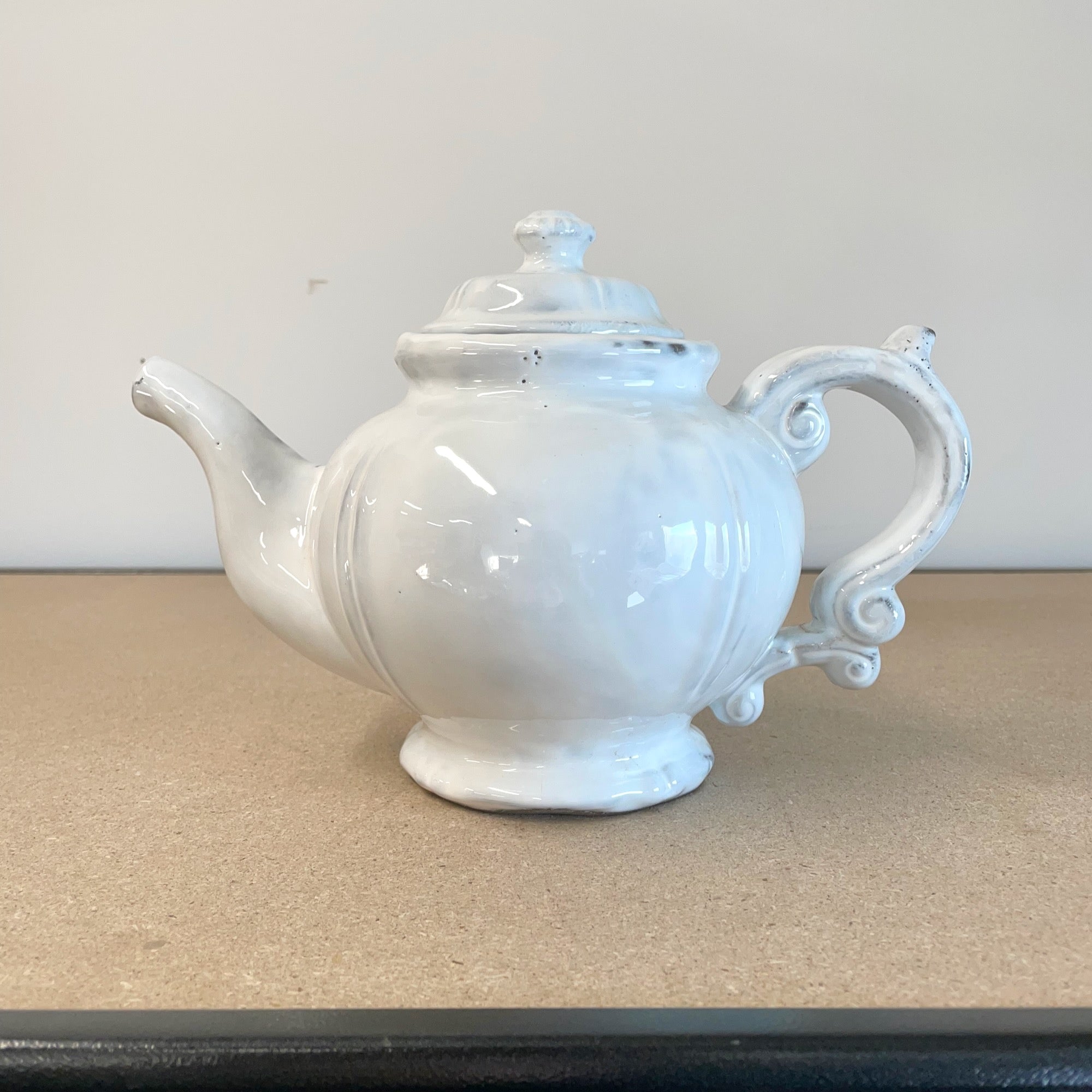 Teapot-18x28x18cm-CARRON-Paris
