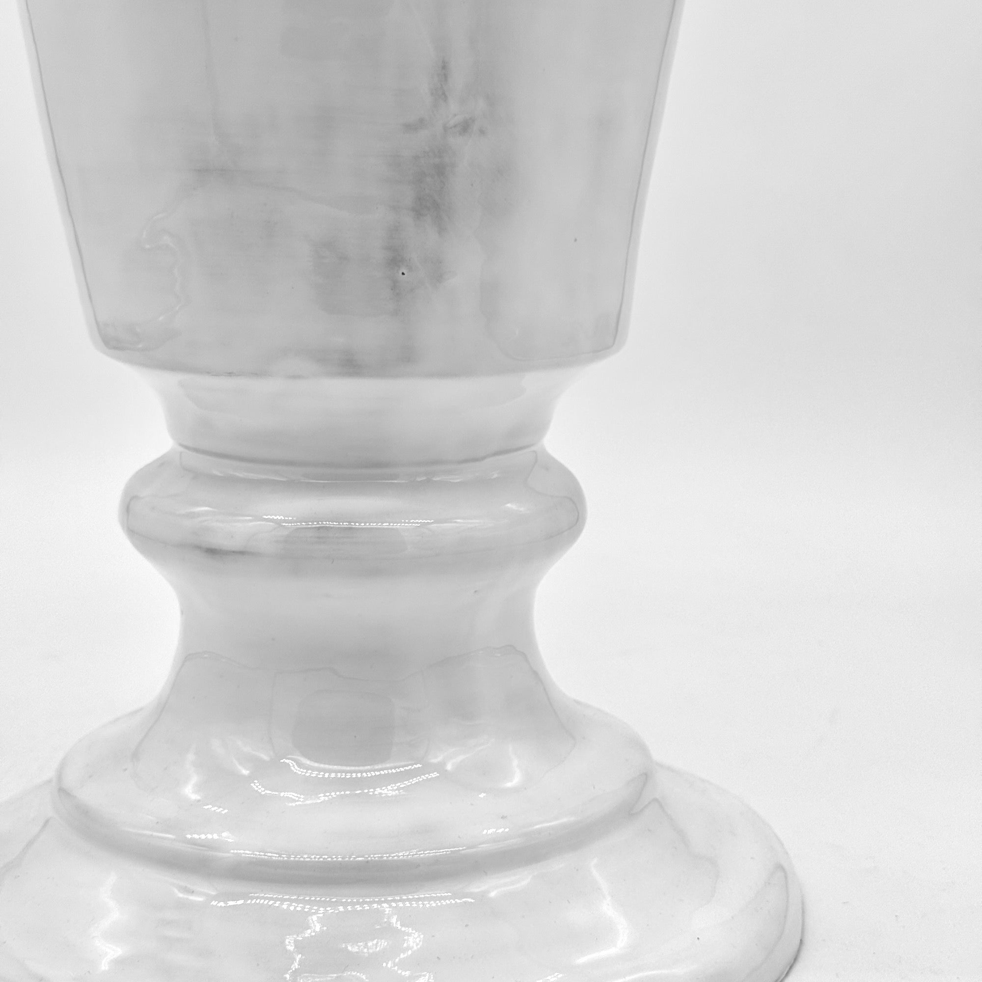 Paris footed vase size L