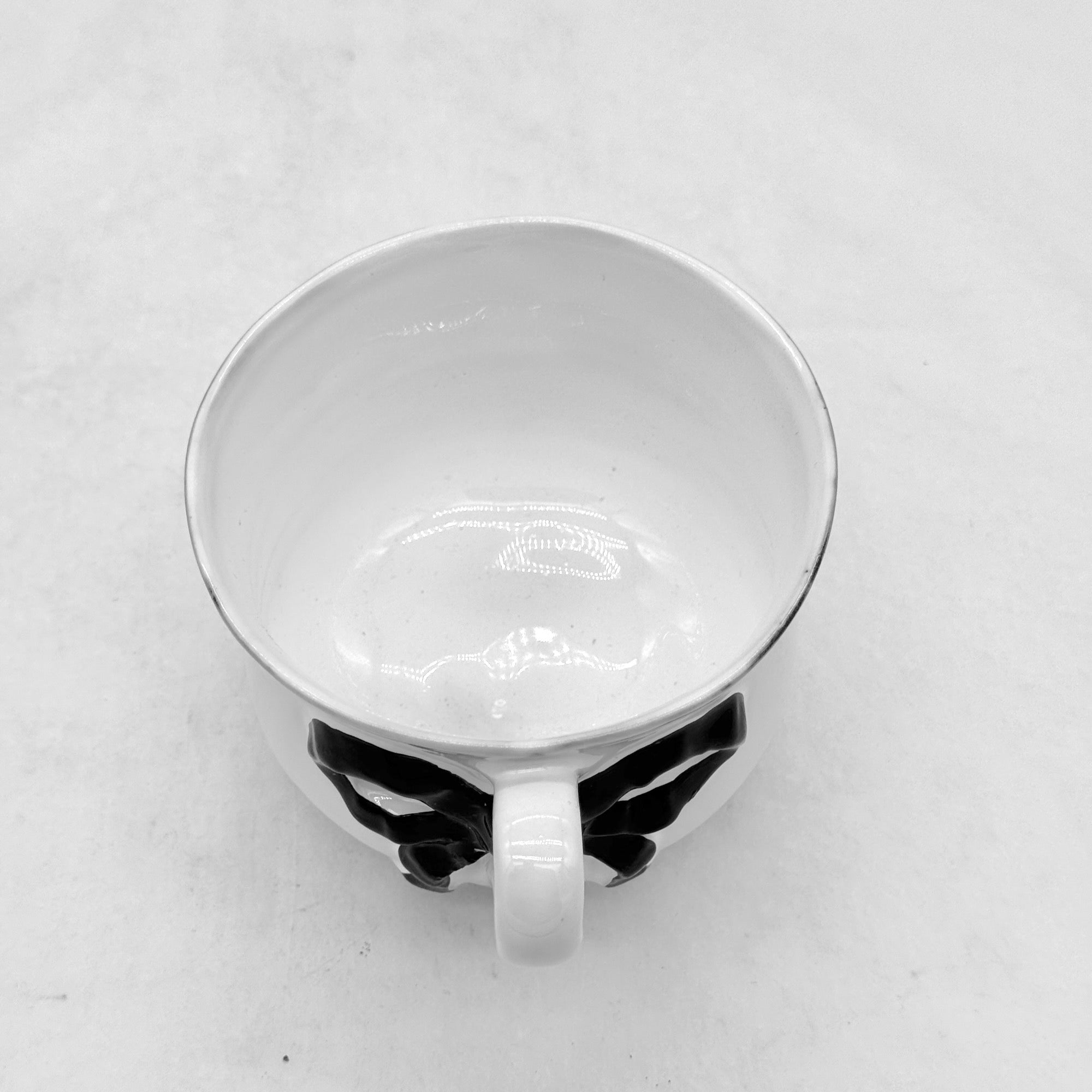 Tasse à ruban noir Marie-Antoinette
