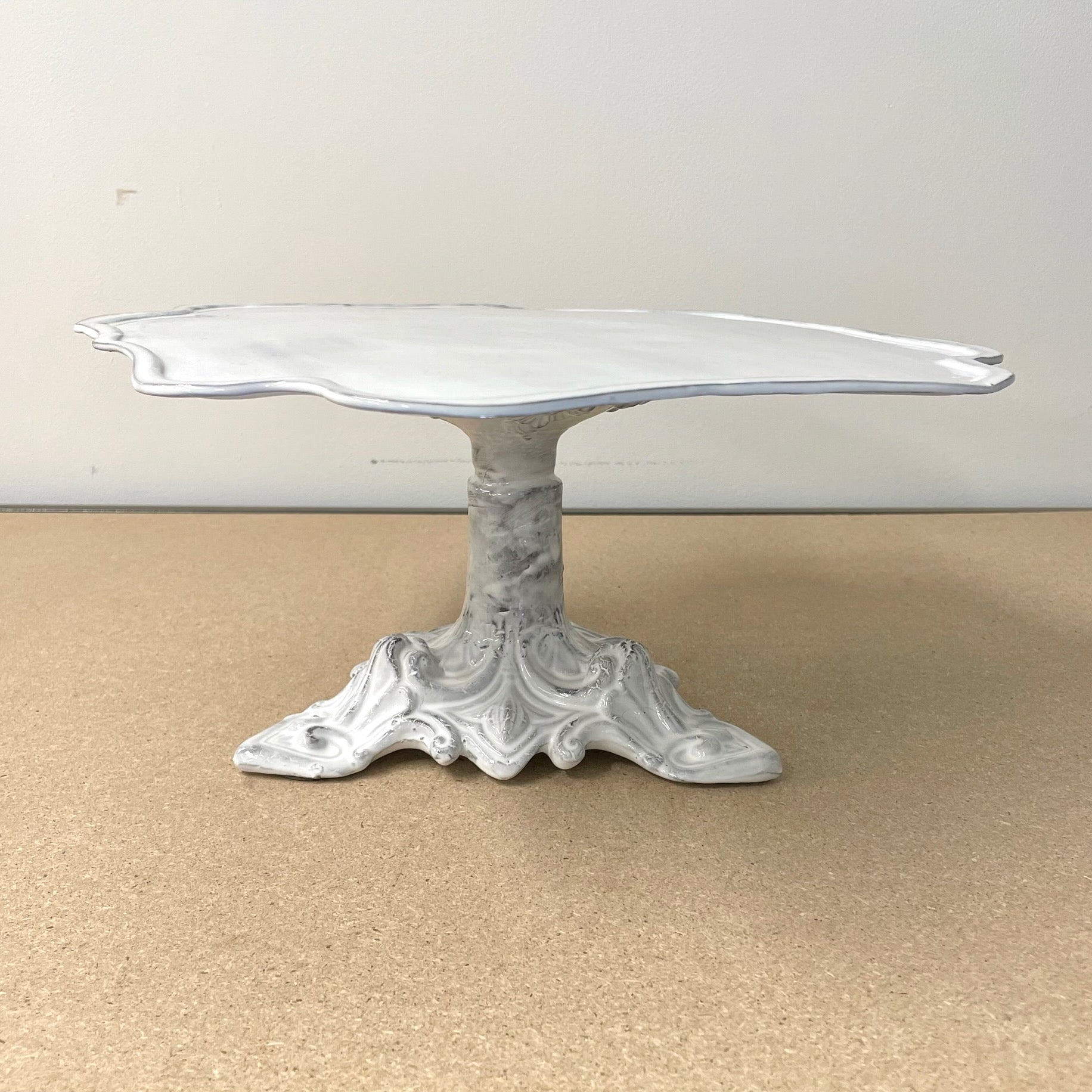 Pivoine wedding cake stand-30x30x10cm-CARRON-Paris