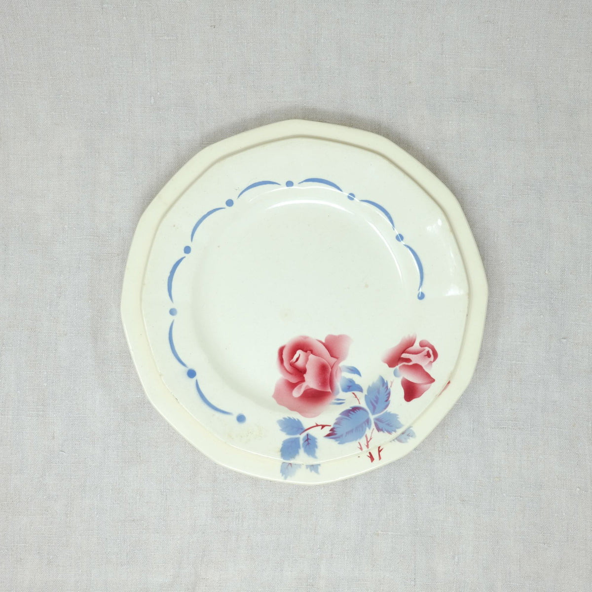 Red flower blue dots plate | French handmade ceramic plate | CARRON Paris